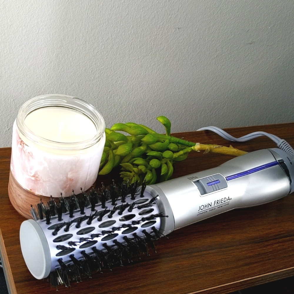 John Frieda Hot Air Brush